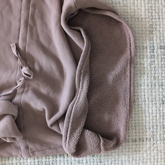 NWT Bobi drawstring waist turtleneck top. - Picture 4 of 4